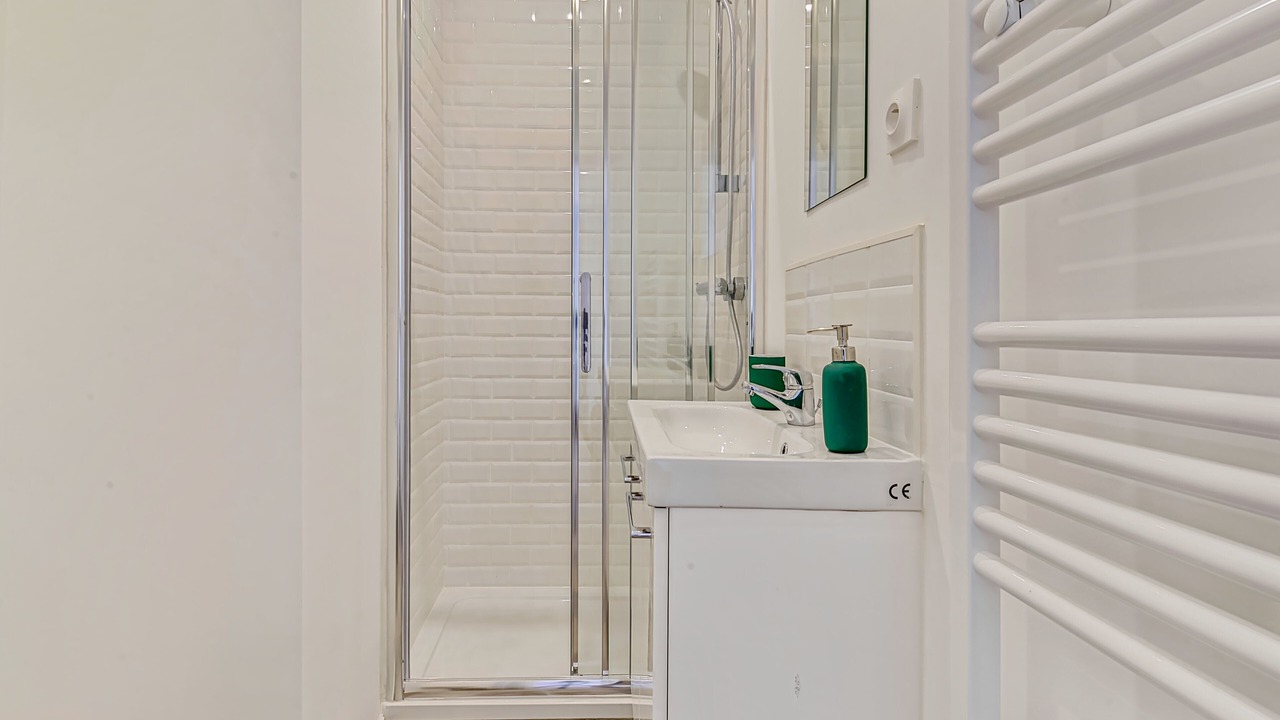 Photo of Bathroom in Val-de-Grace