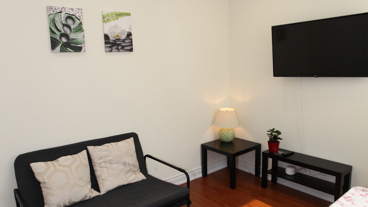 Photo of Bedroom in Willowdale