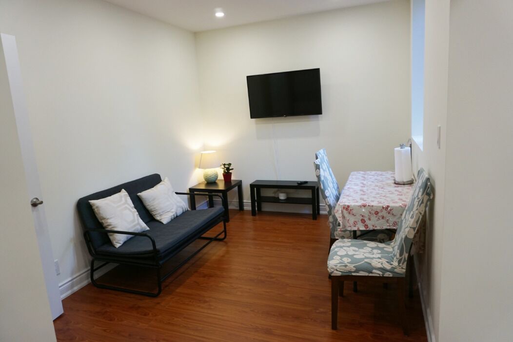 Photo of Livingroom in Willowdale