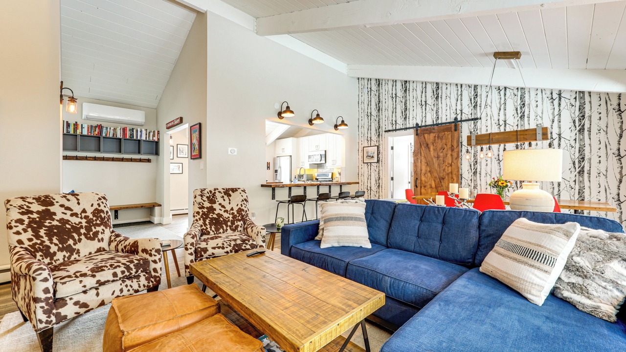Photo of Livingroom in Eagle-Vail