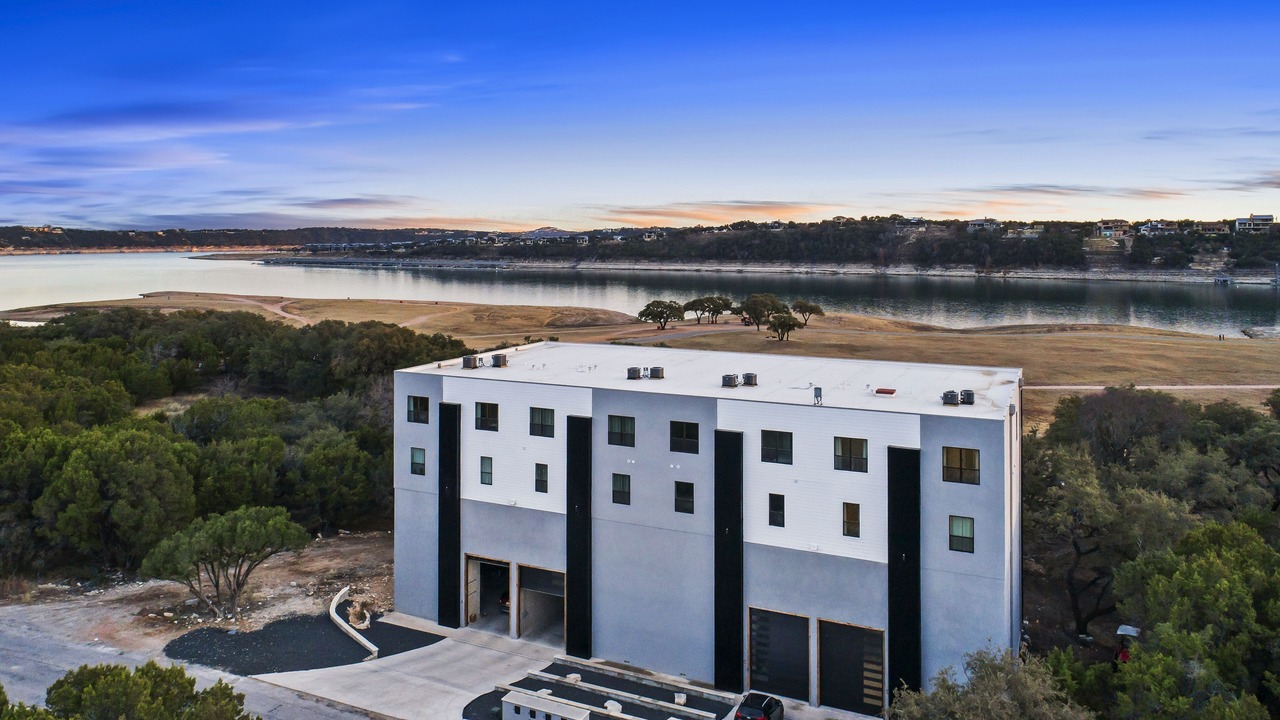 Photo of Outdoor in Highland Lake Estates