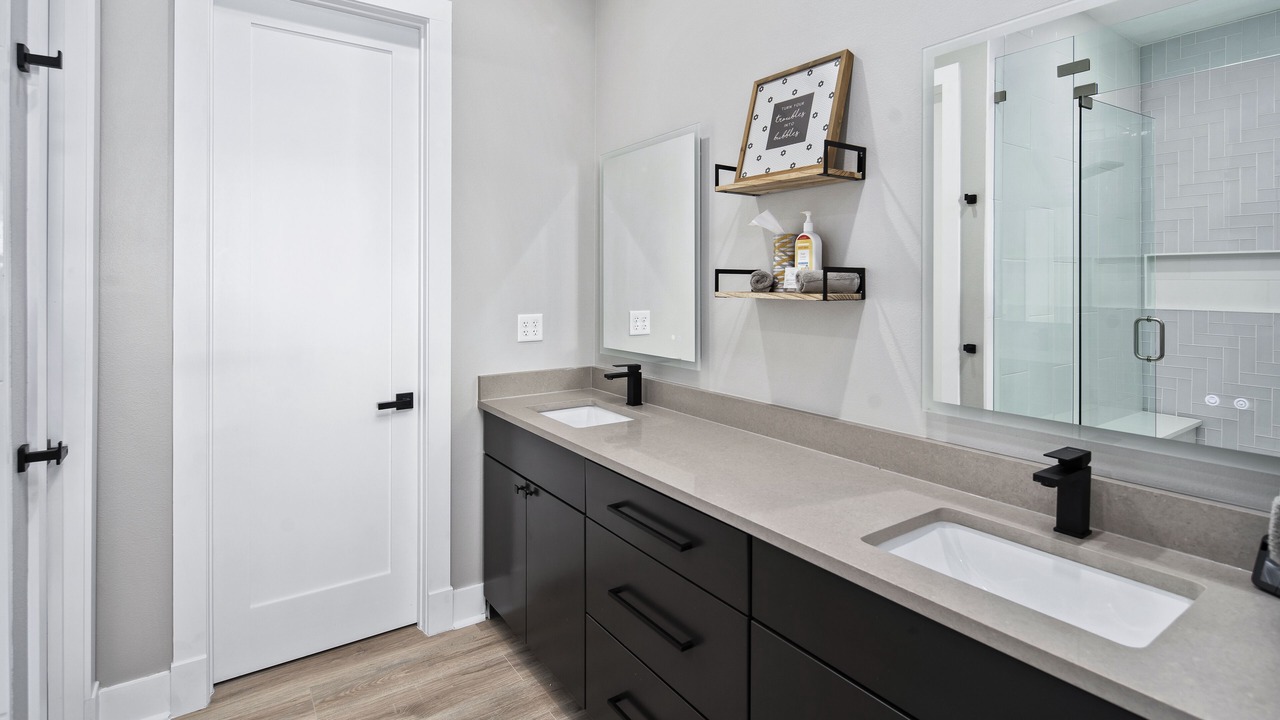 Photo of Bathroom in Highland Lake Estates