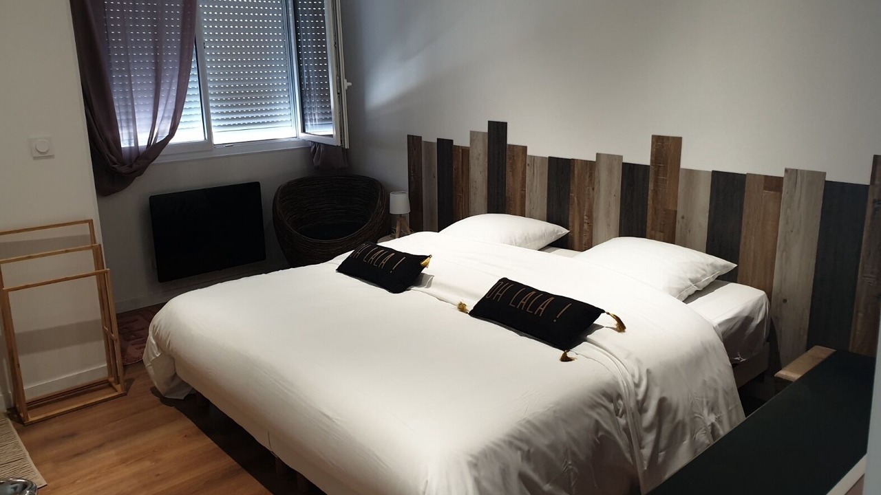 Photo of Bedroom in Neac