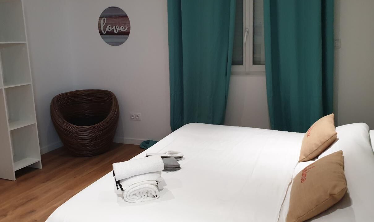 Photo of Bedroom in Neac