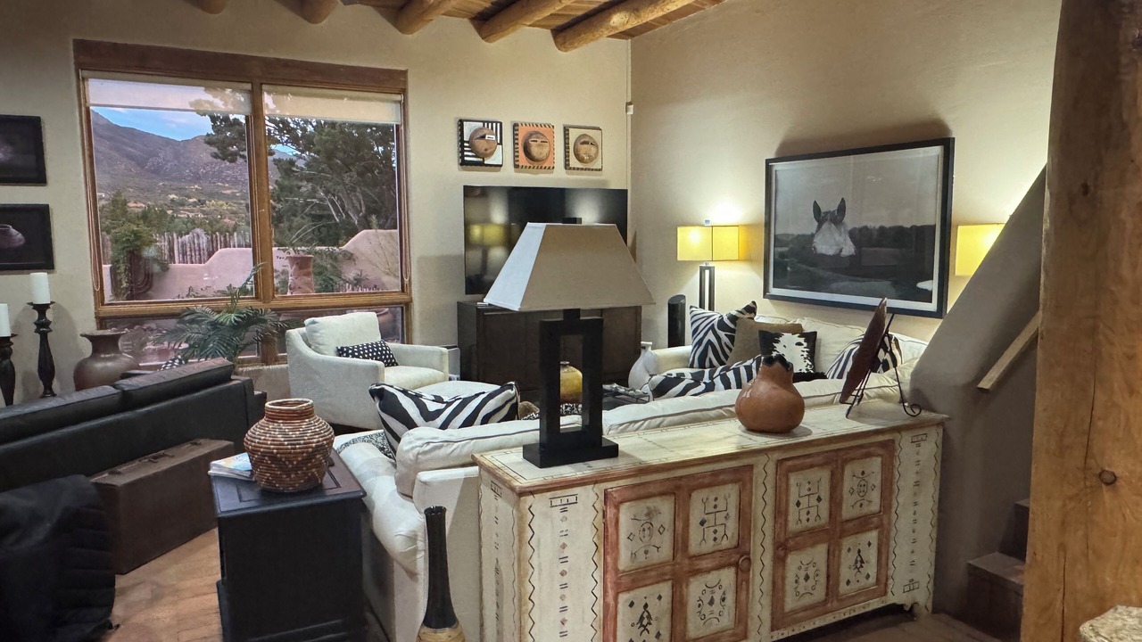 Photo of Livingroom in Placitas