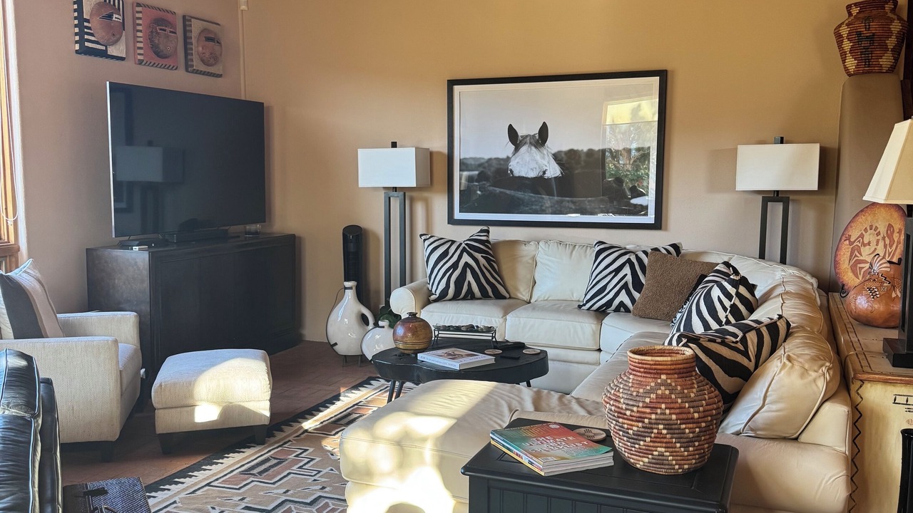 Photo of Livingroom in Placitas