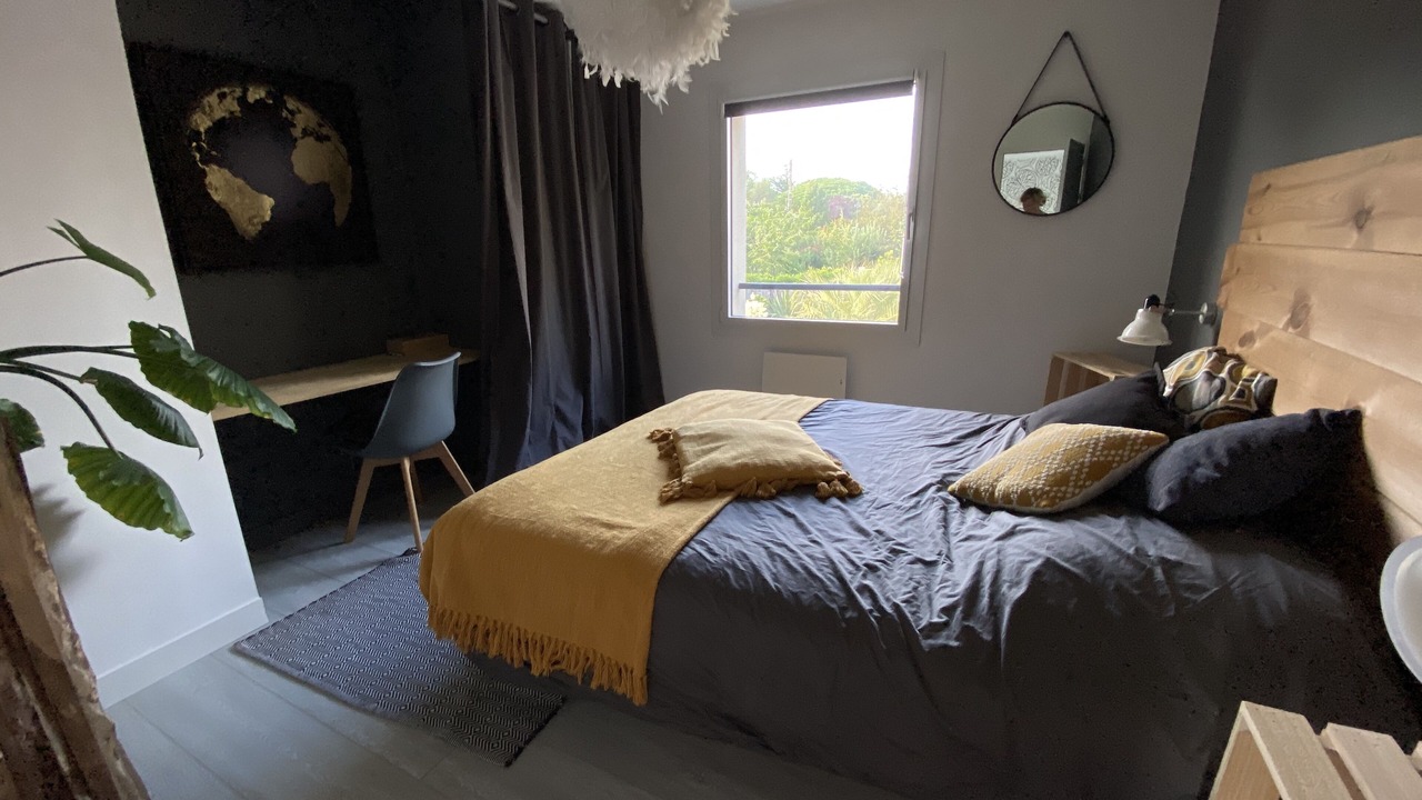 Photo of Bedroom in Les Moutiers-en-Retz