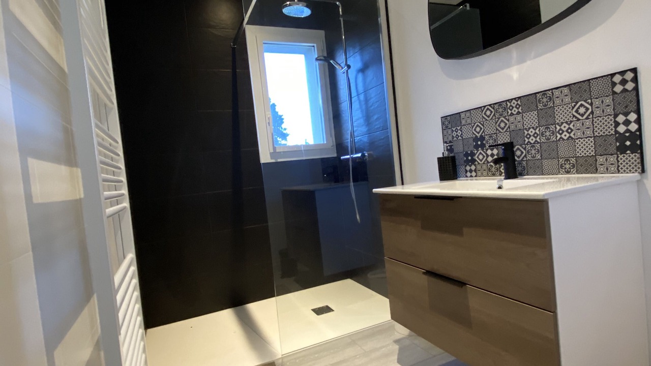 Photo of Bathroom in Les Moutiers-en-Retz