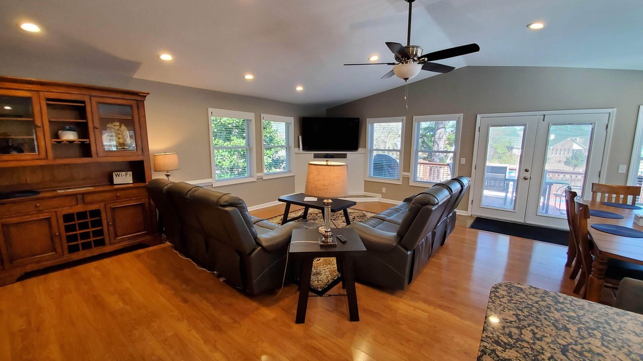 Photo of Livingroom in Fairfield Harbour