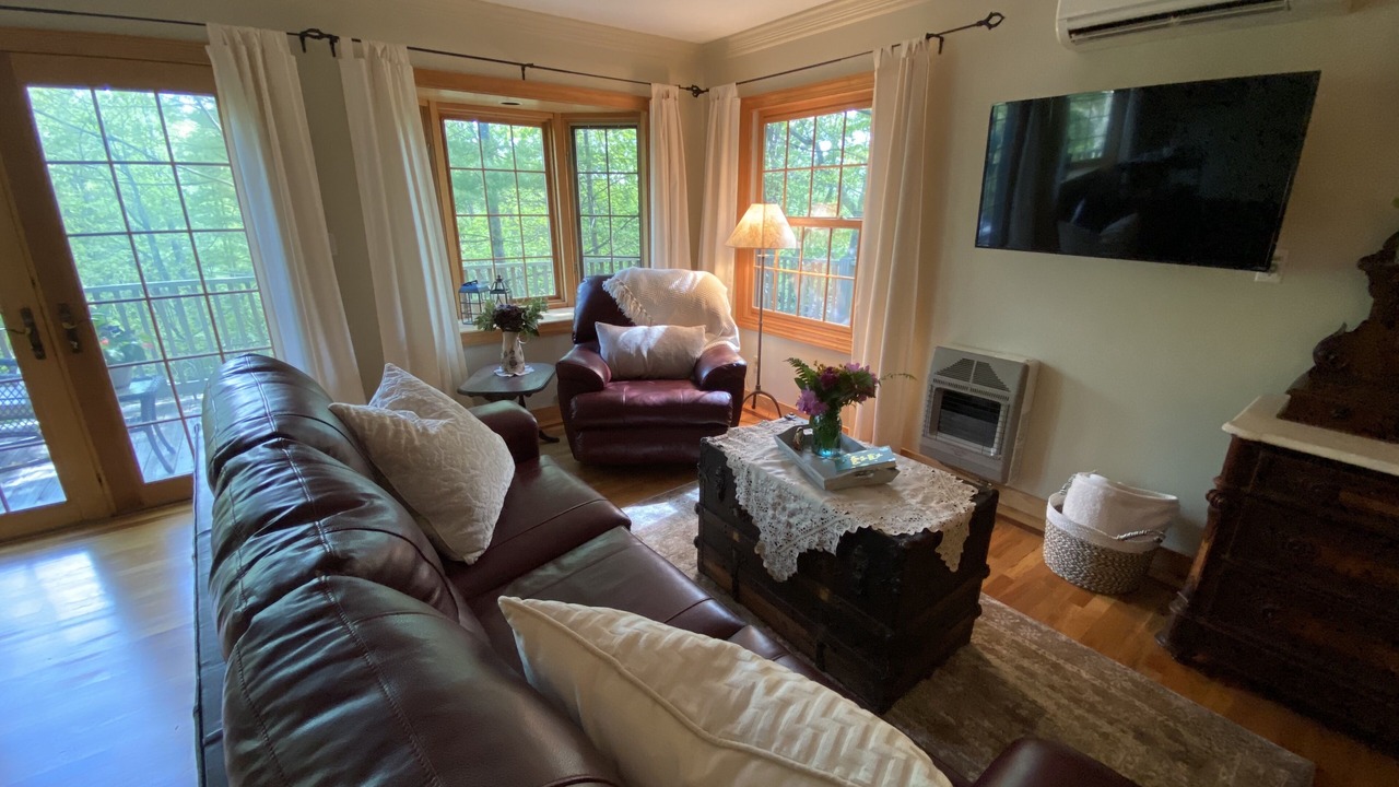 Photo of Livingroom in Boone