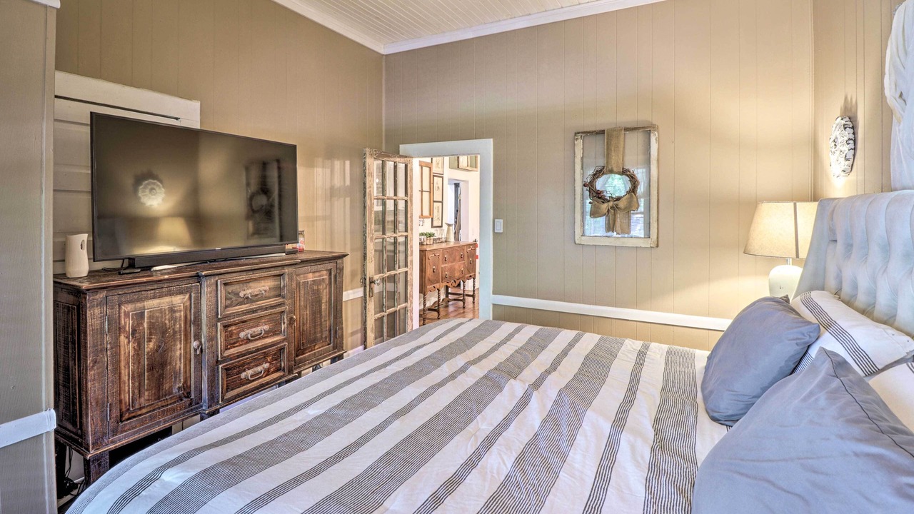 Photo of Bedroom in Cotter