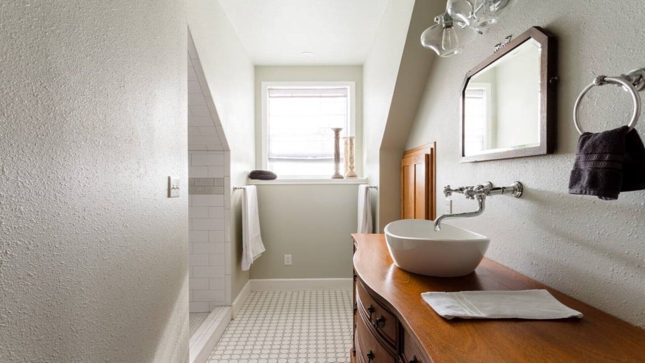 Photo of Bathroom in Lockhart