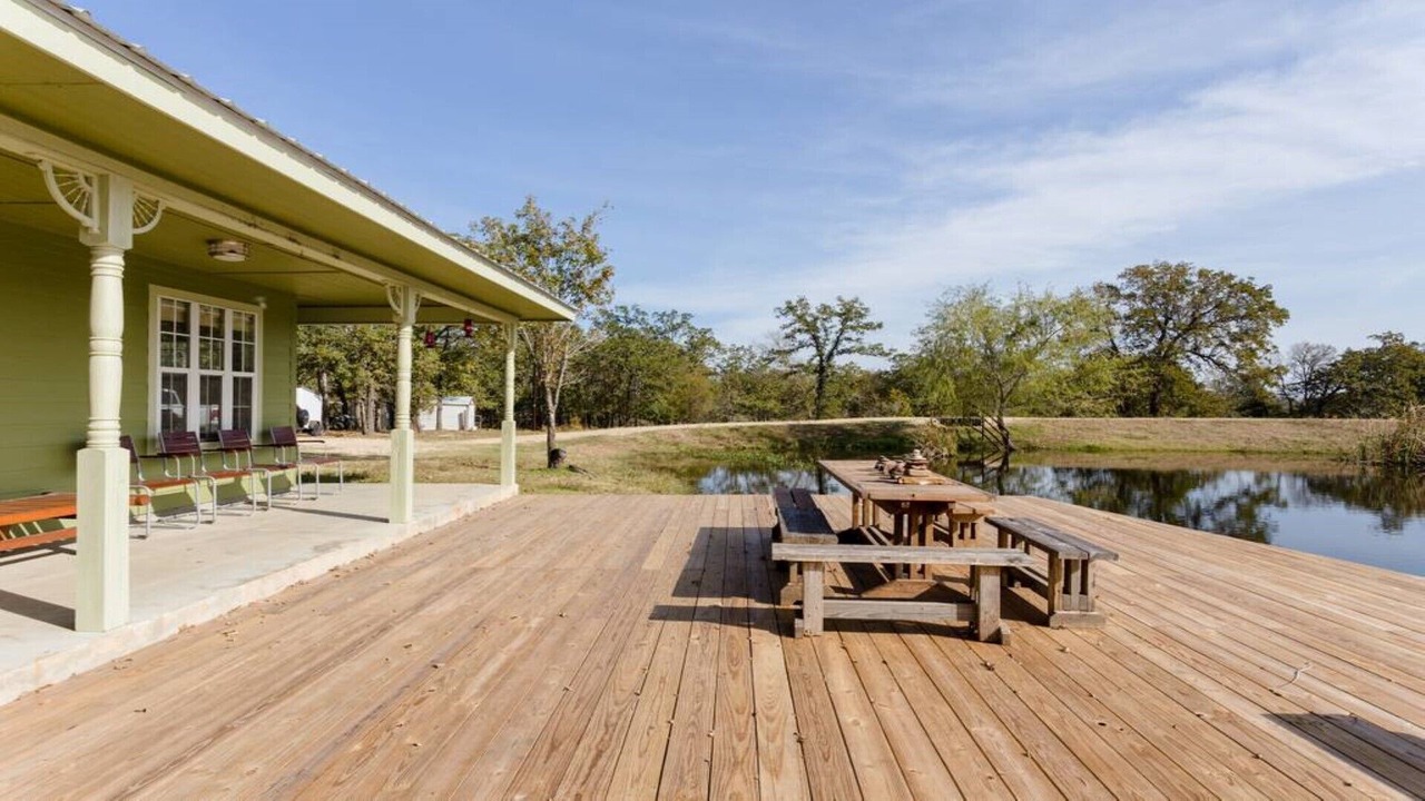 Photo of Outdoor in Lockhart
