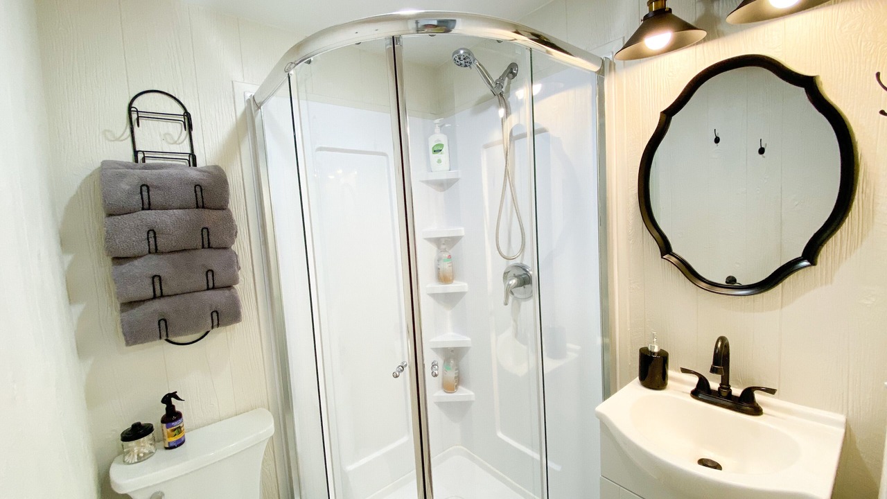 Photo of Bathroom in Mena