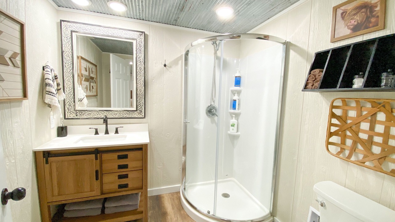 Photo of Bathroom in Mena