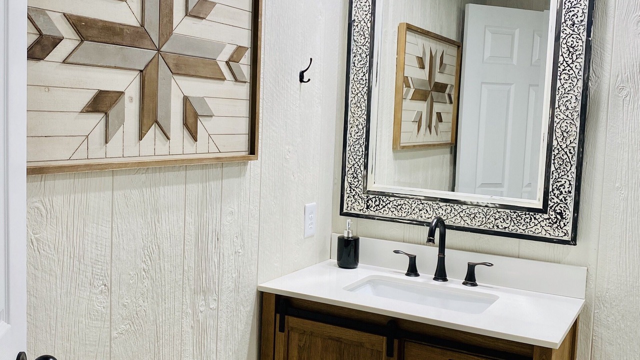 Photo of Bathroom in Mena