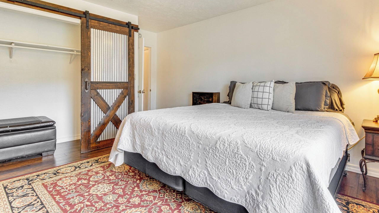Photo of Bedroom in Cotter