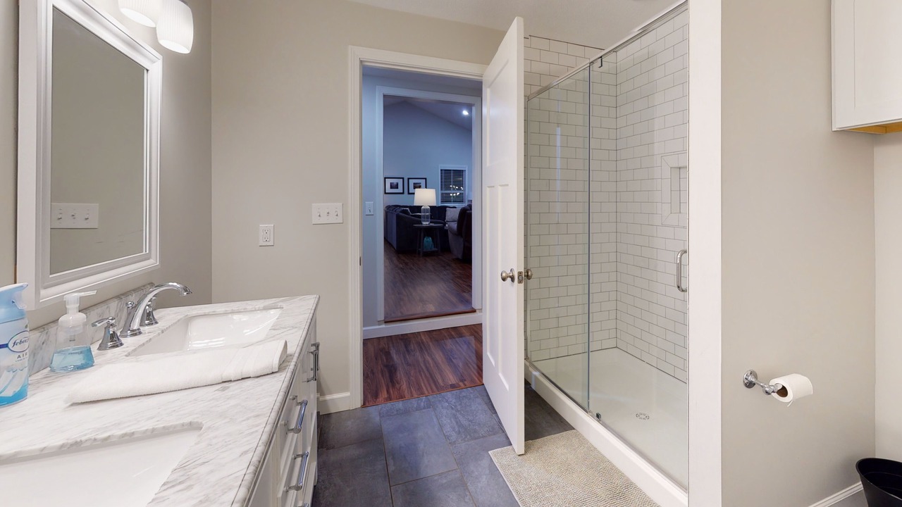 Photo of Bathroom in Flippin
