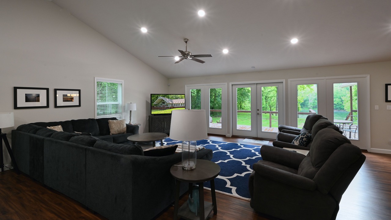 Photo of Livingroom in Flippin