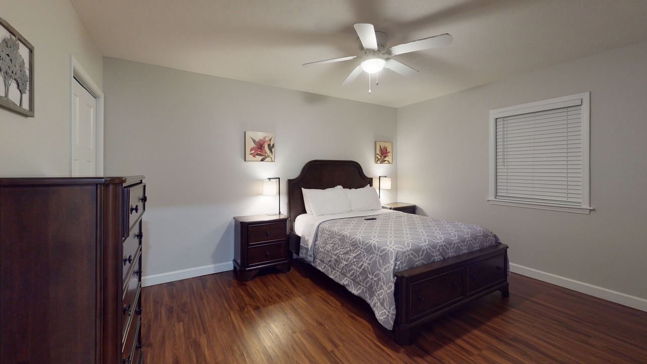 Photo of Bedroom in Flippin