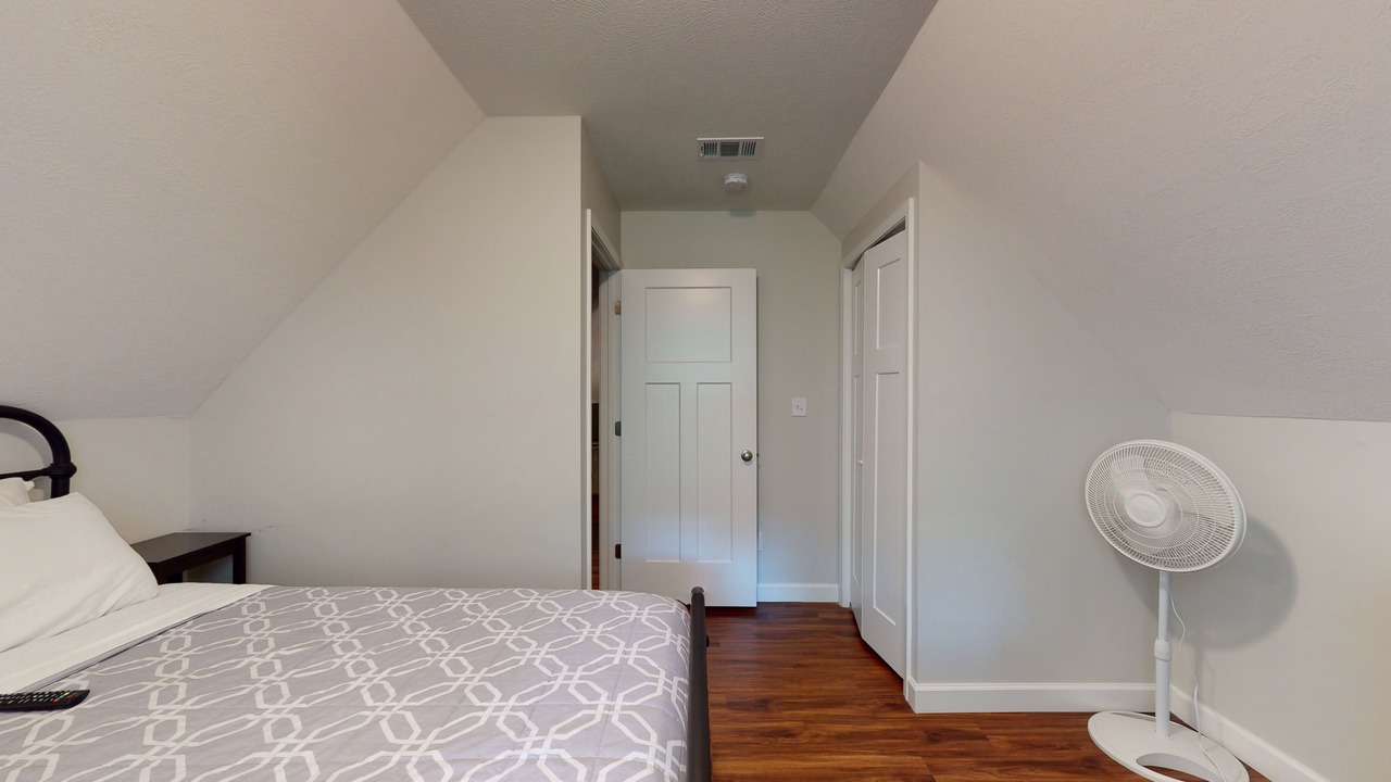 Photo of Bedroom in Flippin