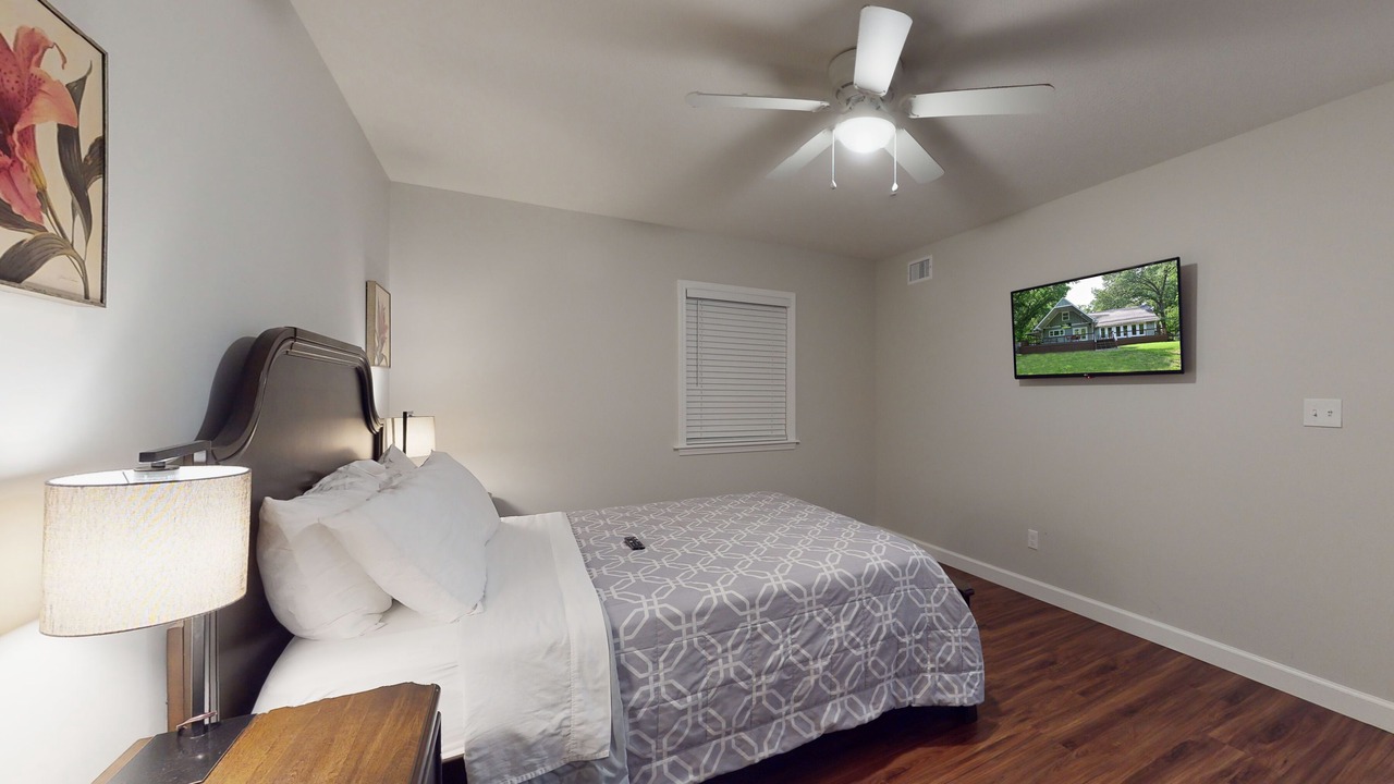 Photo of Bedroom in Flippin