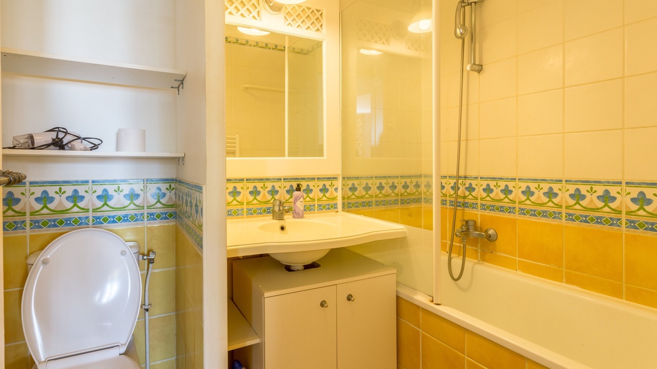 Photo of Bathroom in Danestal