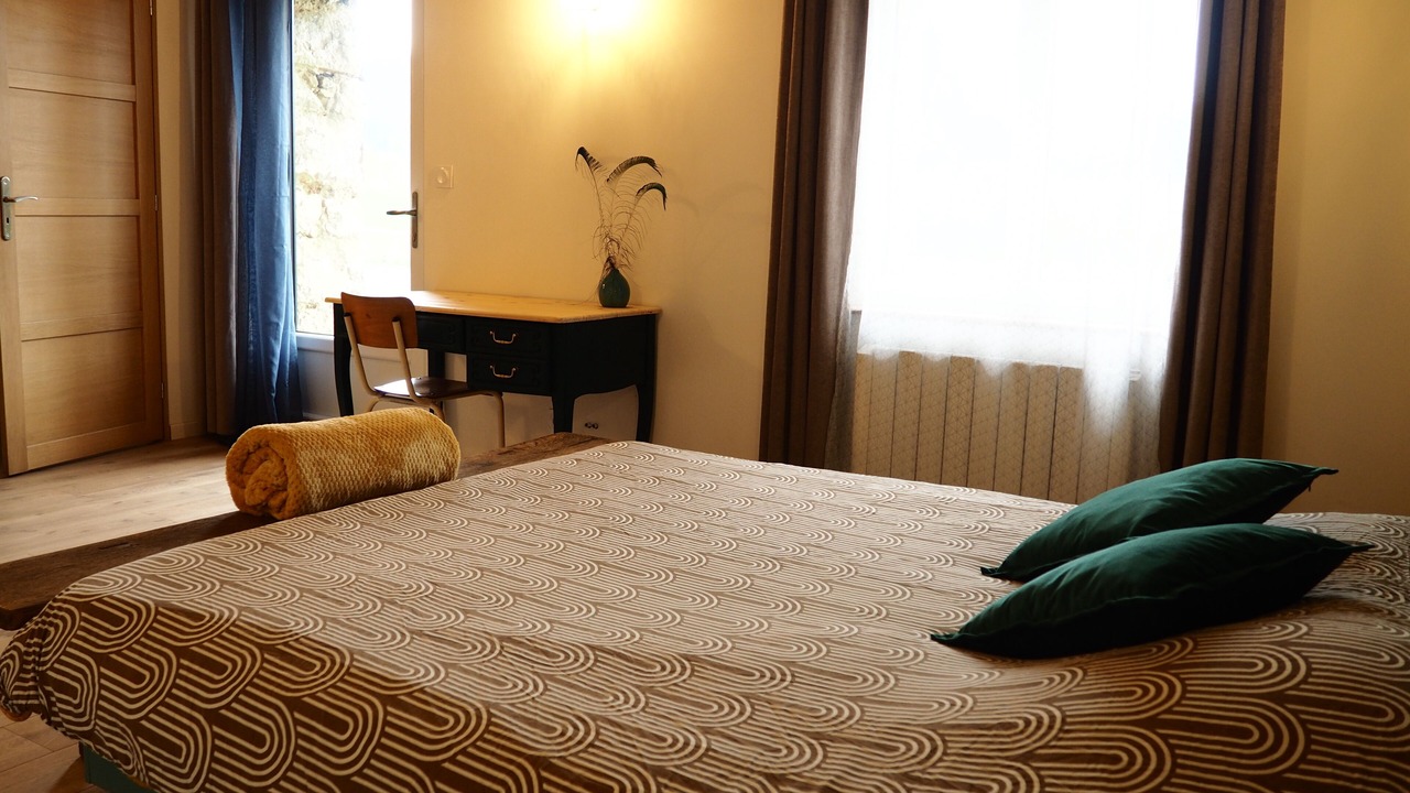 Photo of Bedroom in Neuville-sur-Sarthe