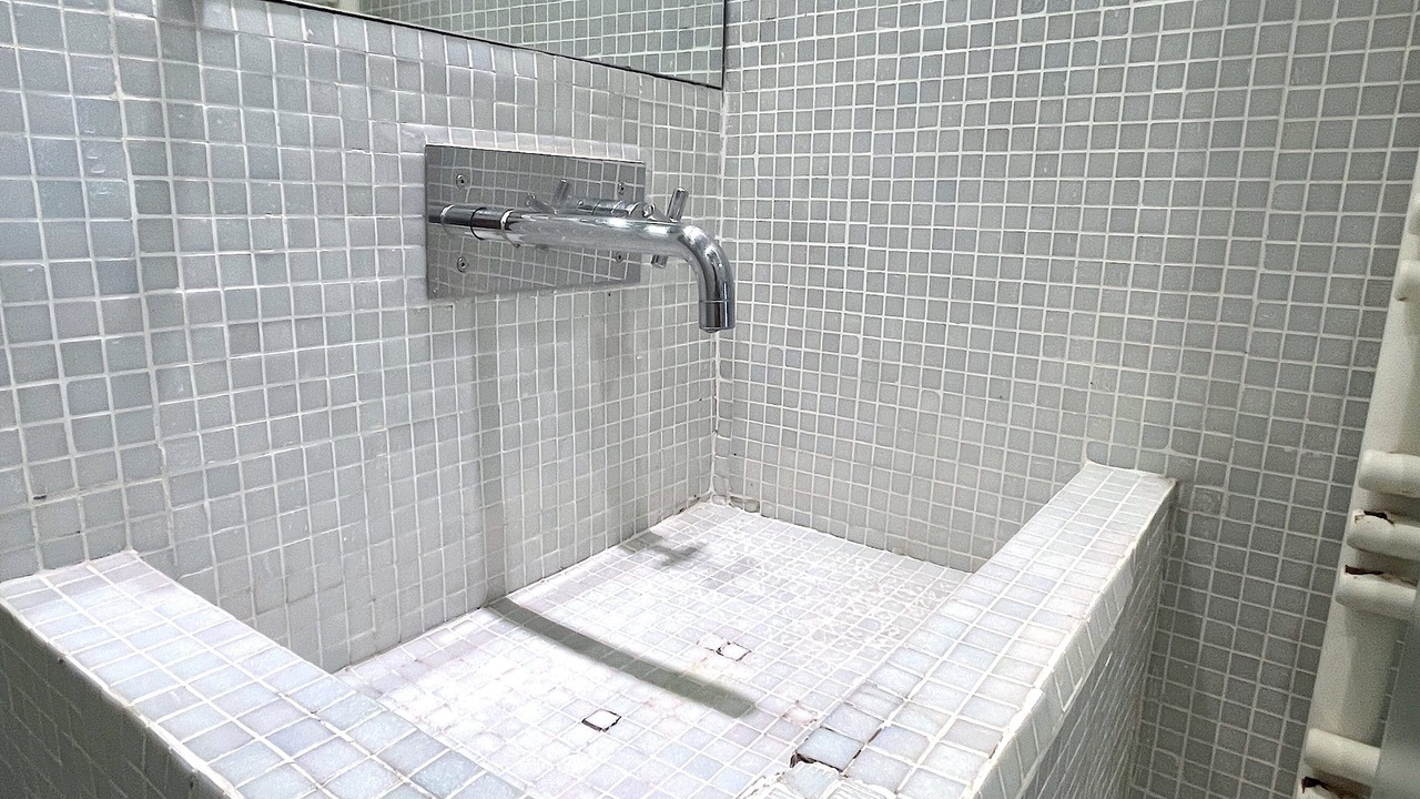 Photo of Bathroom in 6th Arrondissement