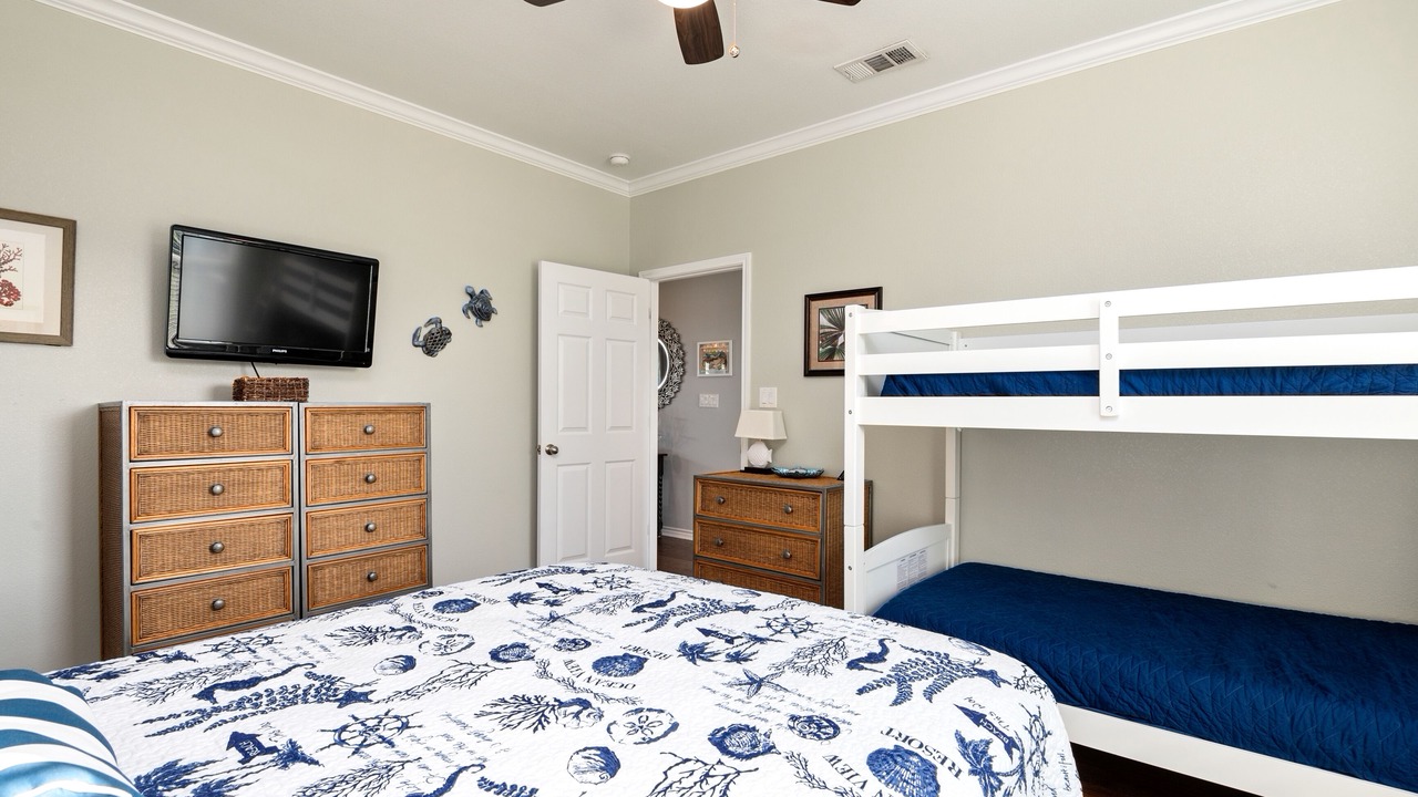 Photo of Bedroom in Port Bolivar