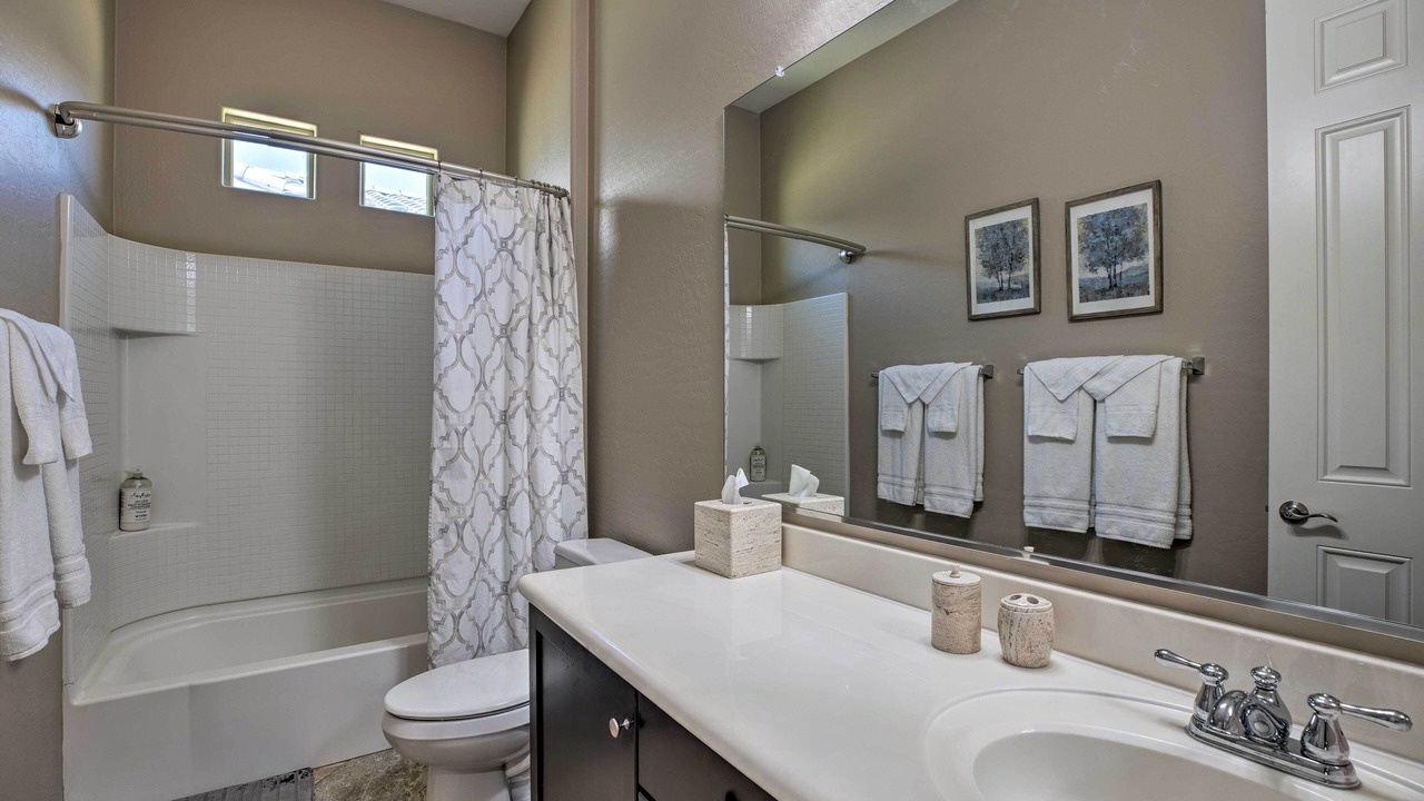 Photo of Bathroom in Palm Valley