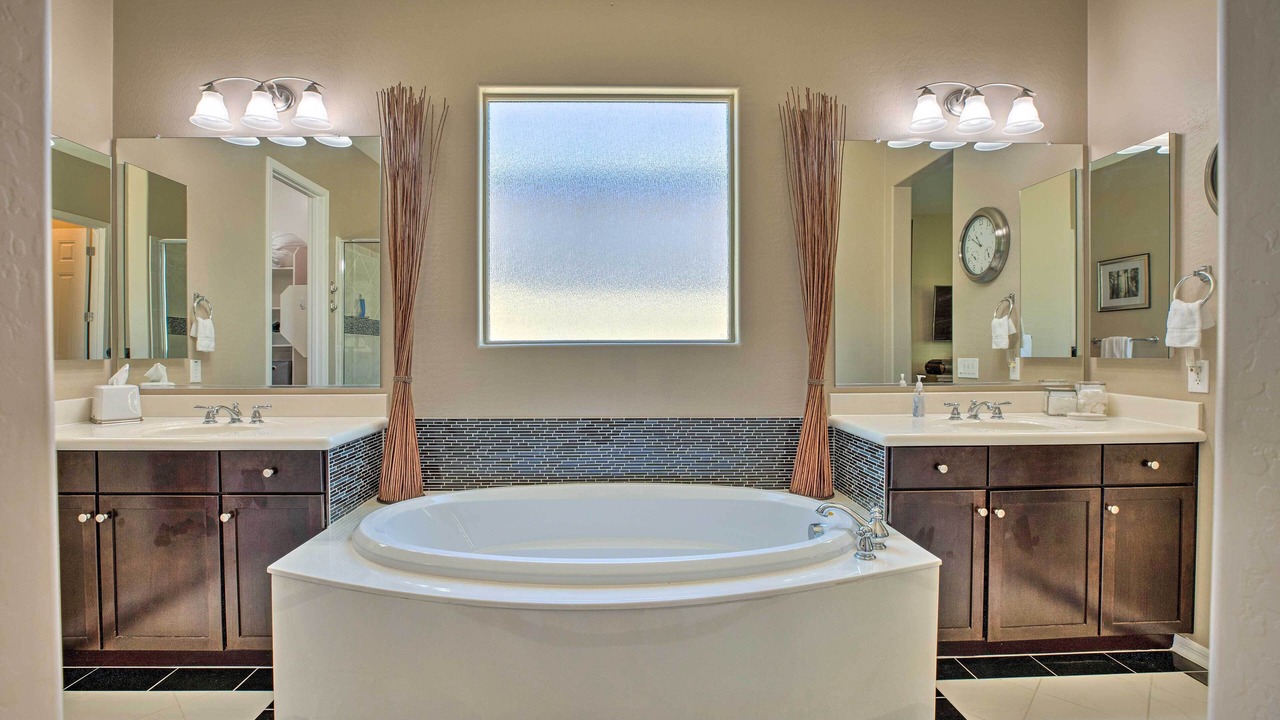 Photo of Bathroom in Palm Valley