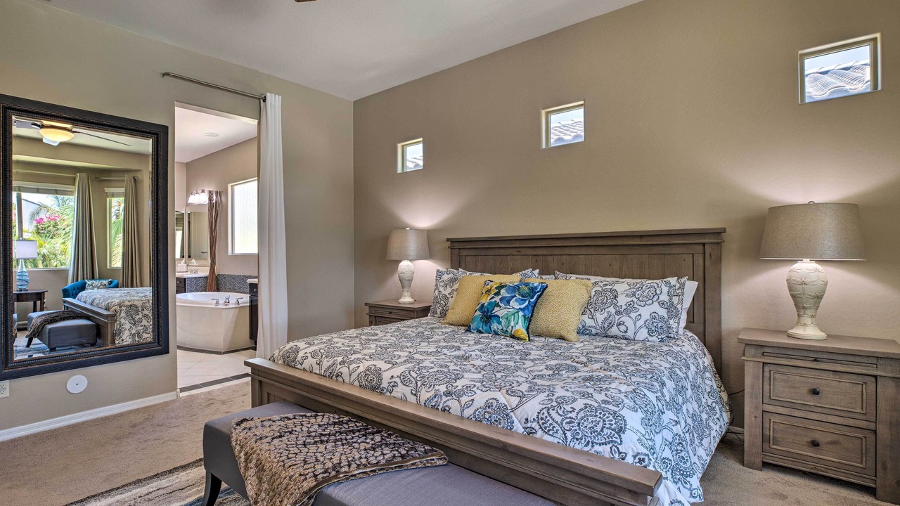 Photo of Bedroom in Palm Valley