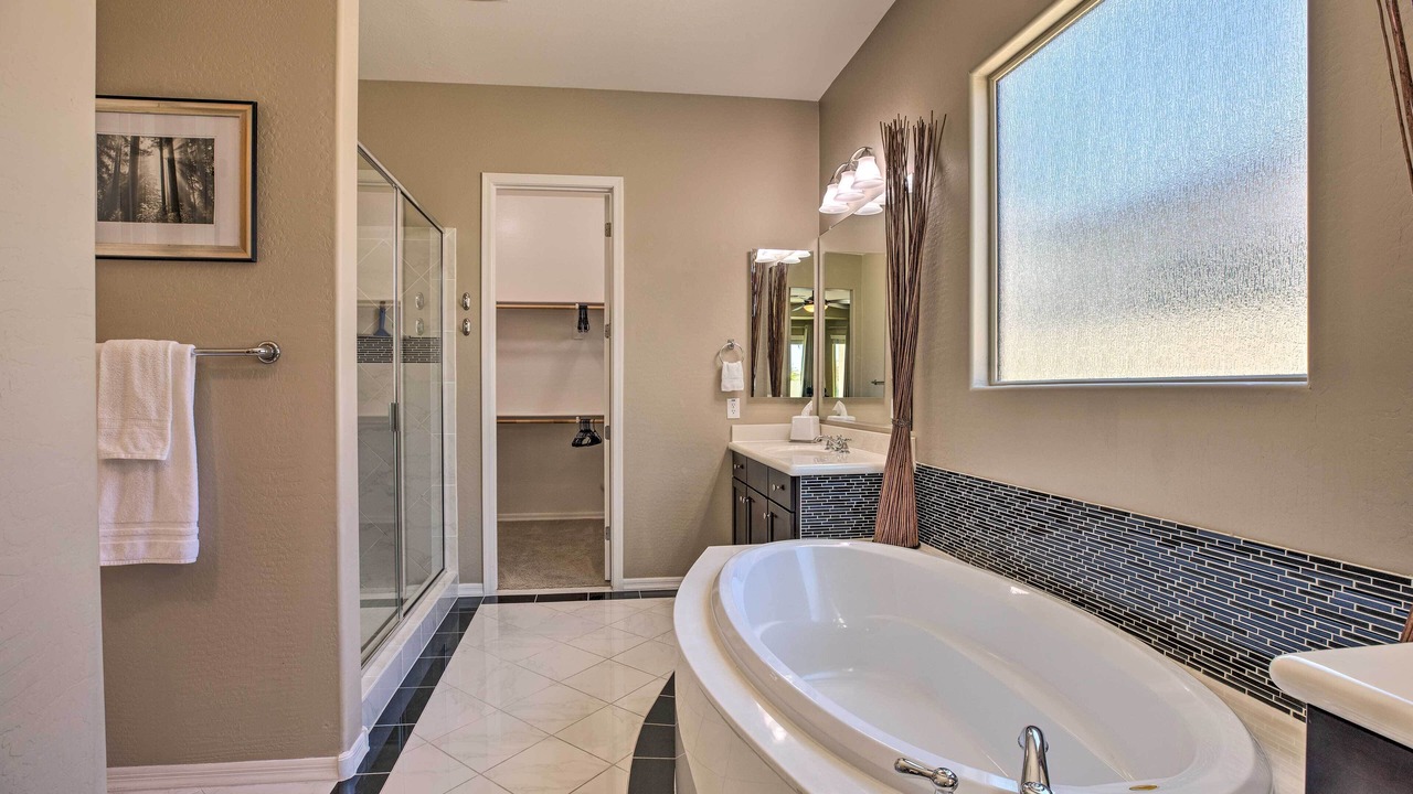 Photo of Bathroom in Palm Valley