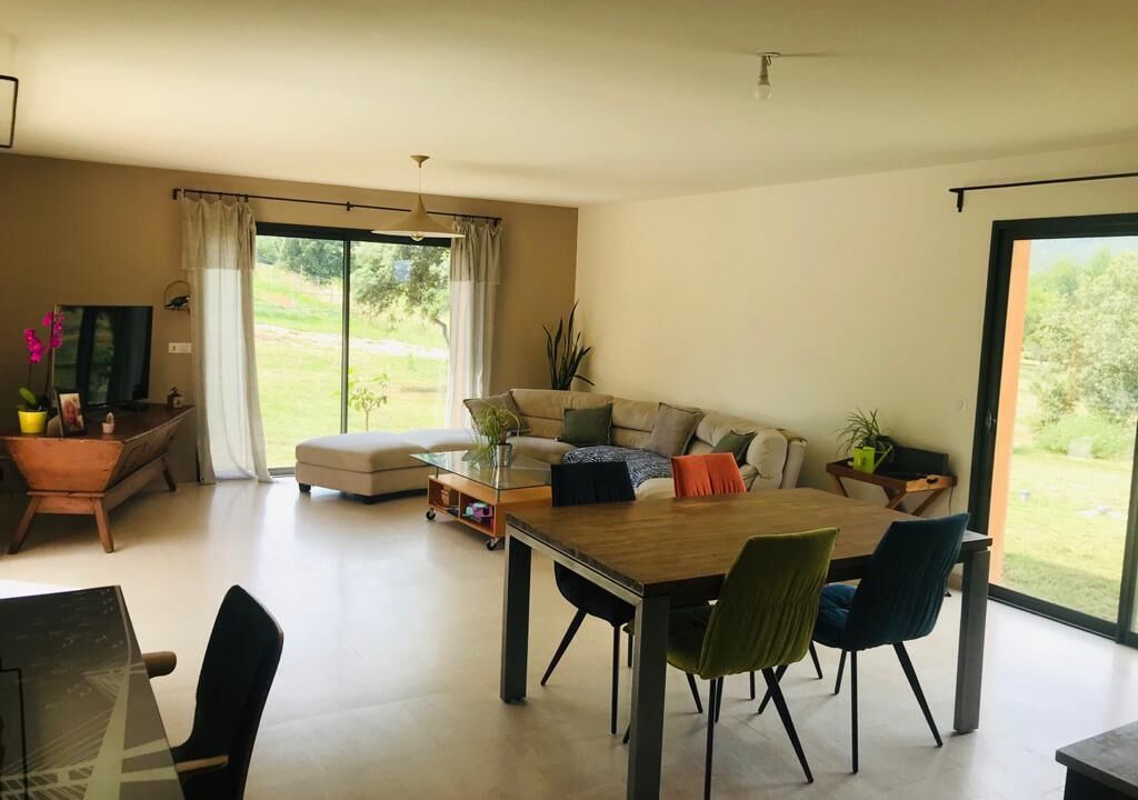 Photo of Livingroom in Meyrargues