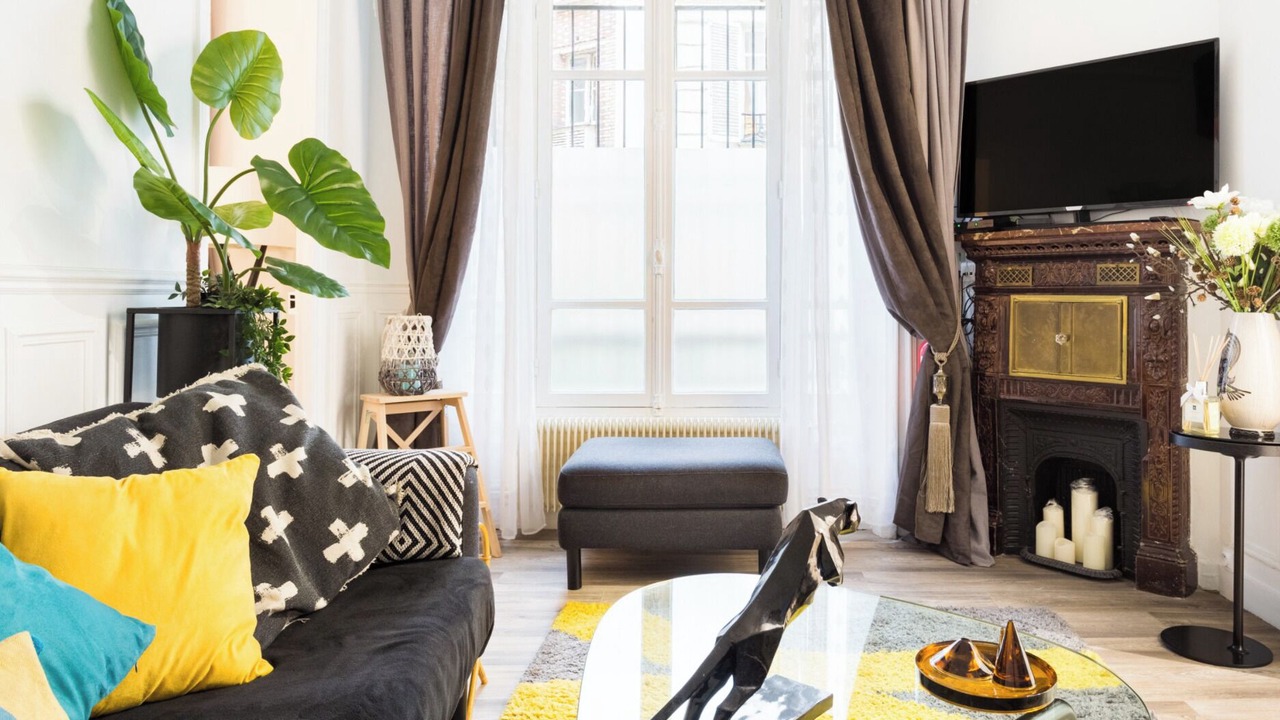 Photo of Livingroom in Quinze-Vingts