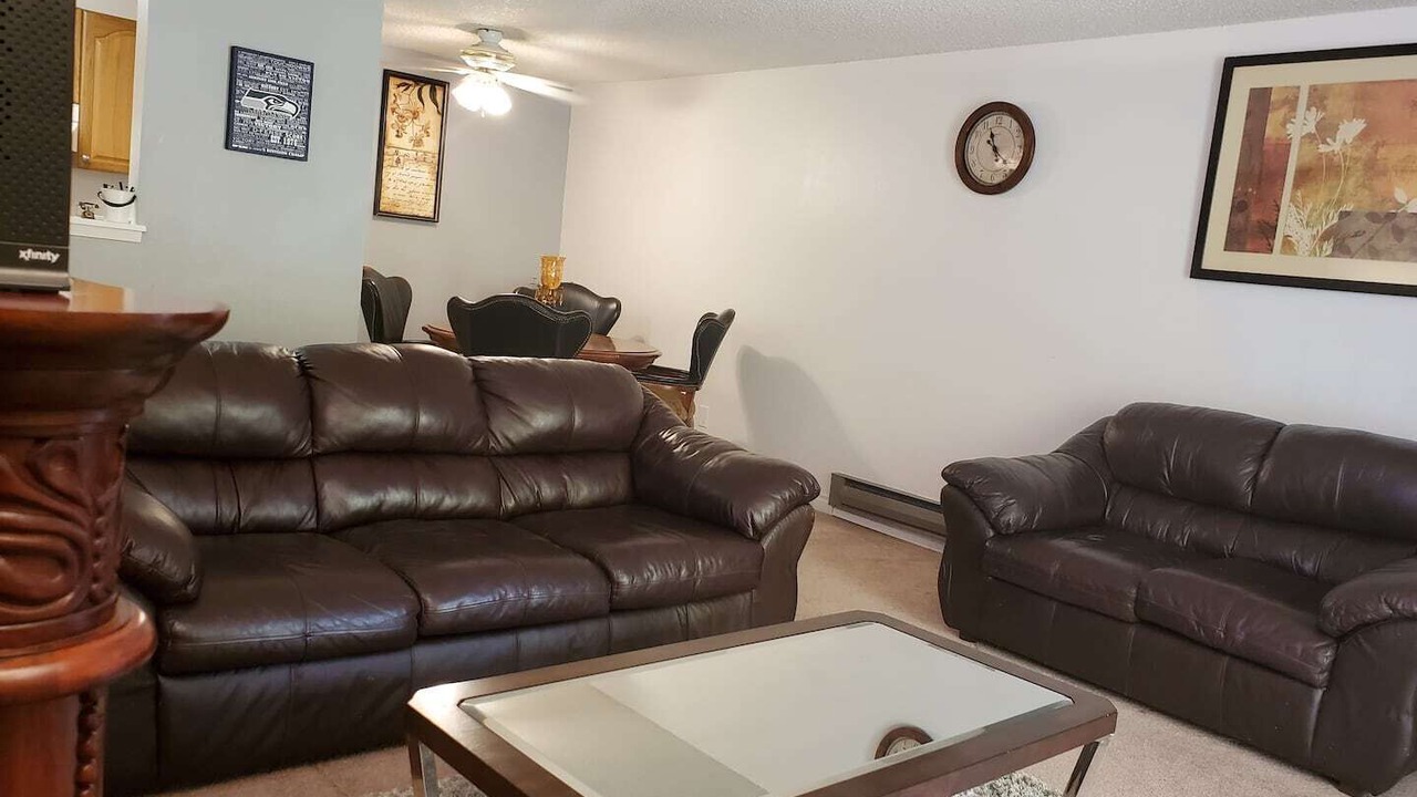 Photo of Livingroom in University Place