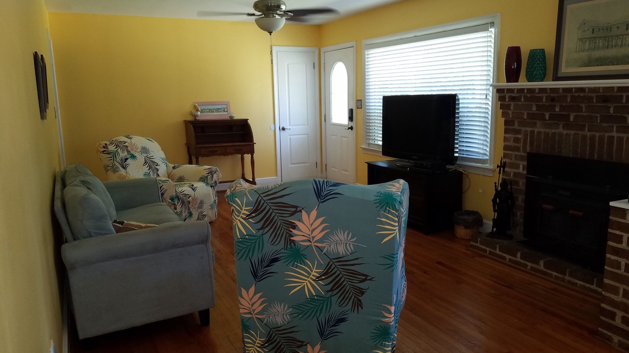 Photo of Livingroom in Lincolnville
