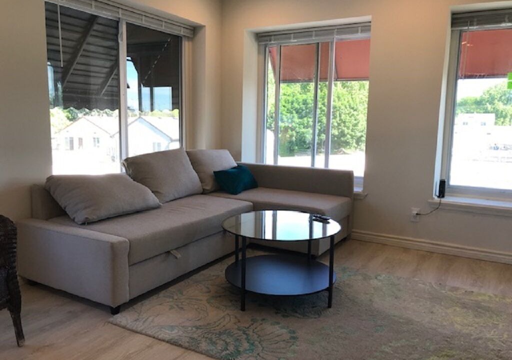 Photo of Livingroom in Roseville