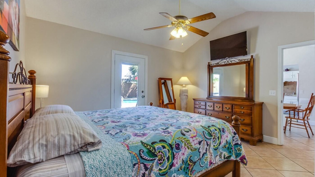 Photo of Bedroom in El Centro Beach
