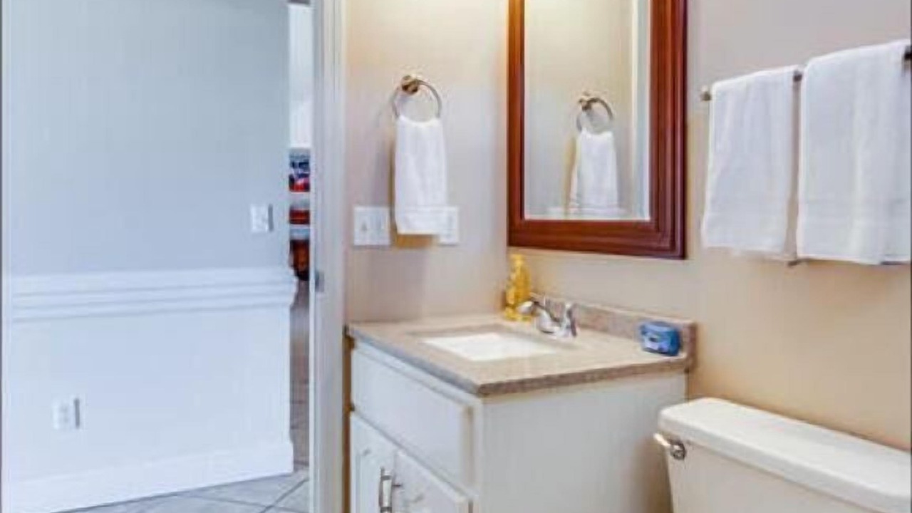Photo of Bathroom in El Centro Beach