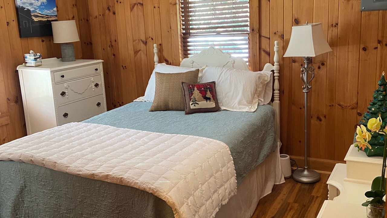 Photo of Bedroom in Roaring Gap