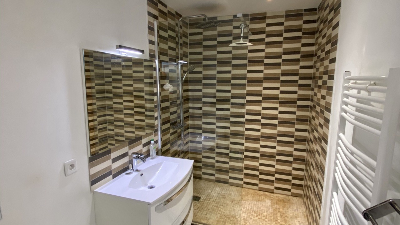 Photo of Bathroom in Bages
