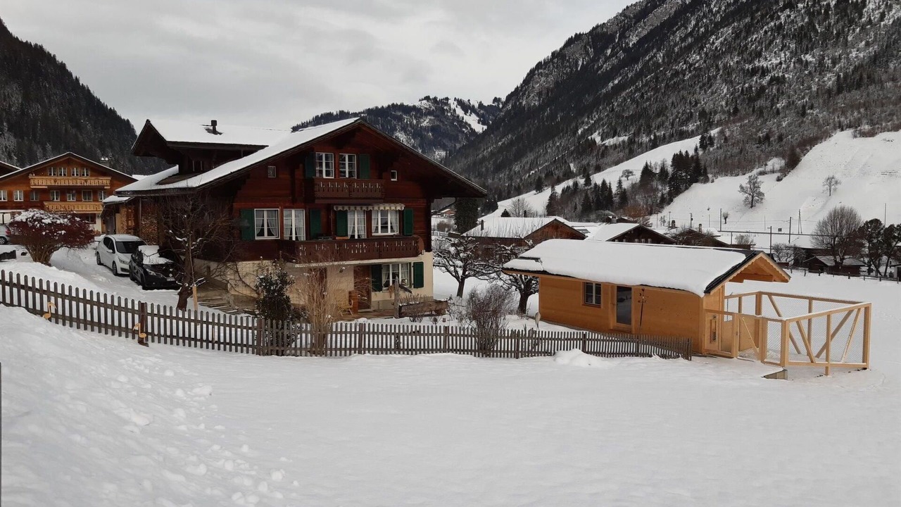 Photo of Others in Oeschseite