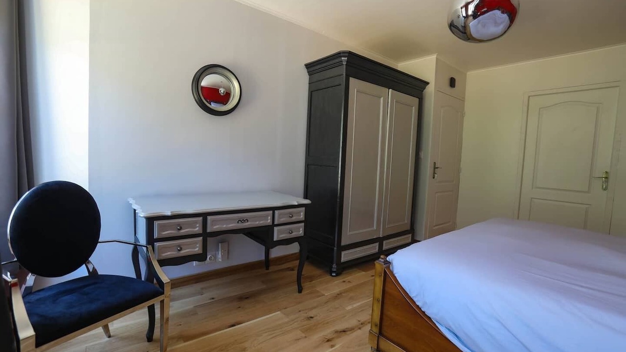 Photo of Bedroom in Revin