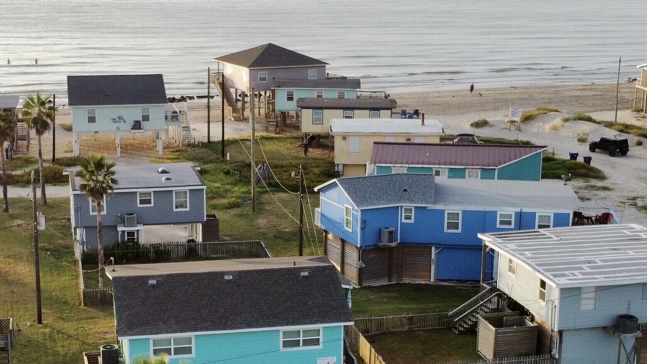 Photo of Others in Surfside Beach