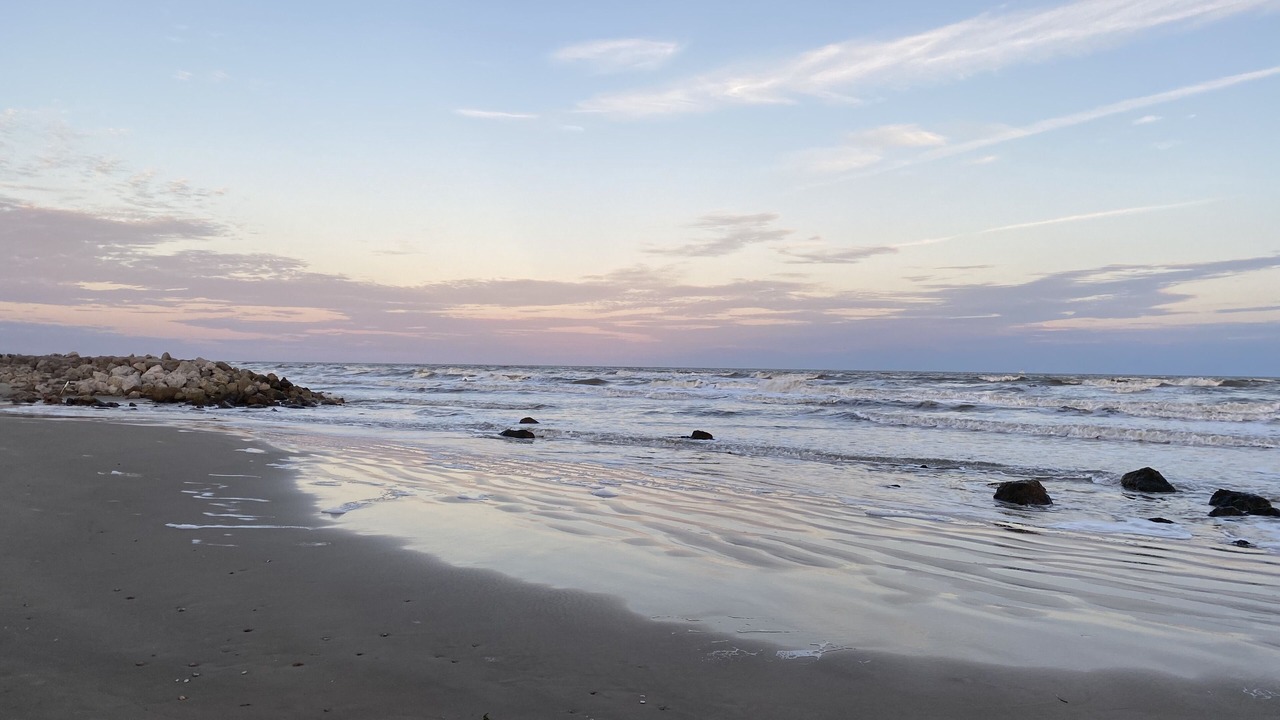 Photo of Others in Surfside Beach