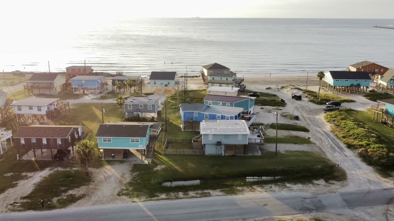 Photo of Others in Surfside Beach
