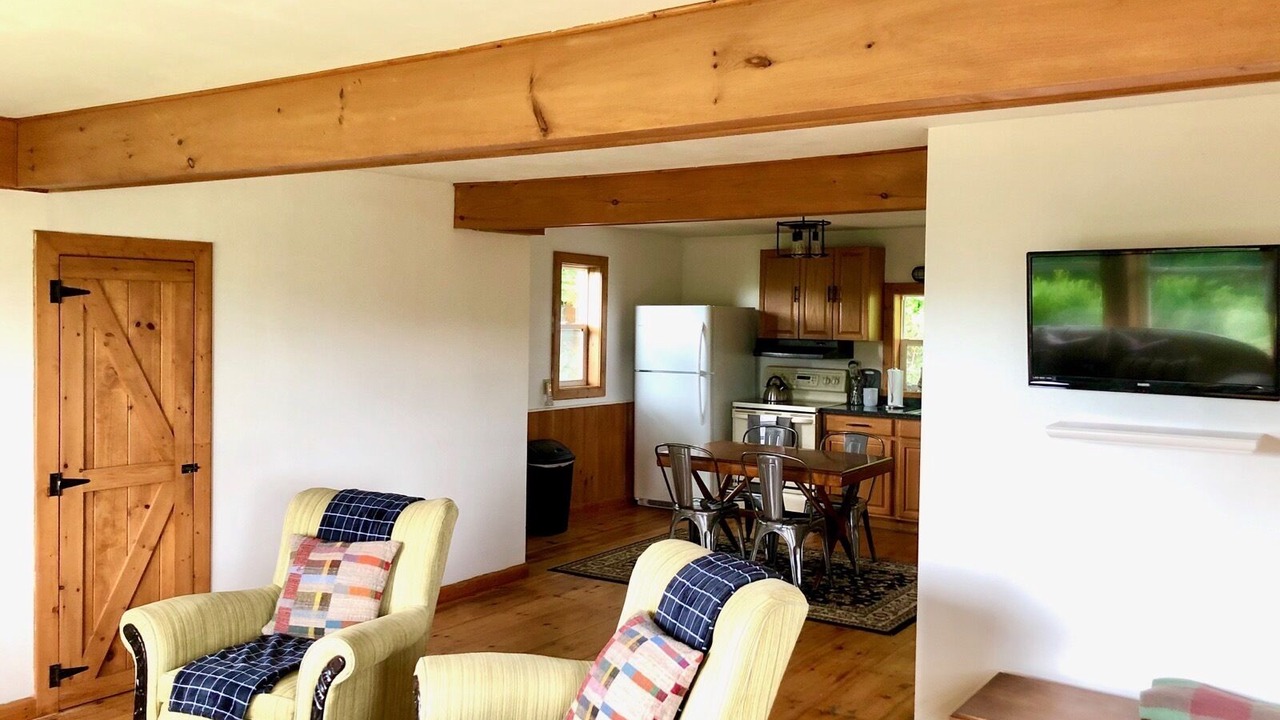 Photo of Livingroom in New Woodstock