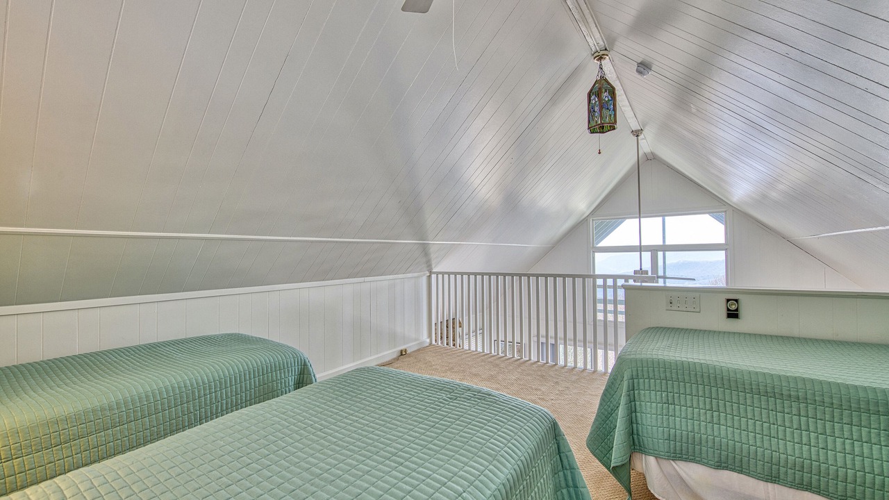 Photo of Bedroom in Maggie Valley